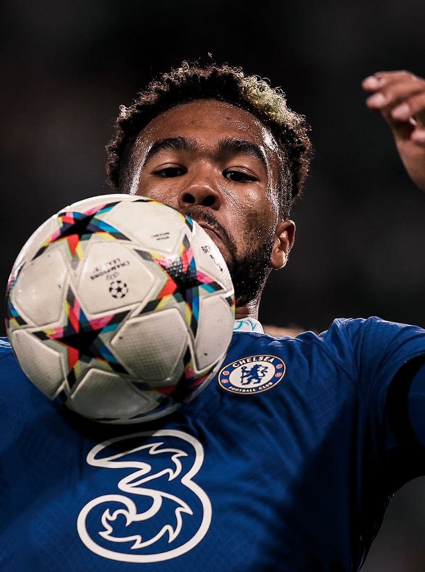 LDNFootbalI's tweet photo. The best right-back in world football… 💎 https://t.co/IGZ0YW6j7y