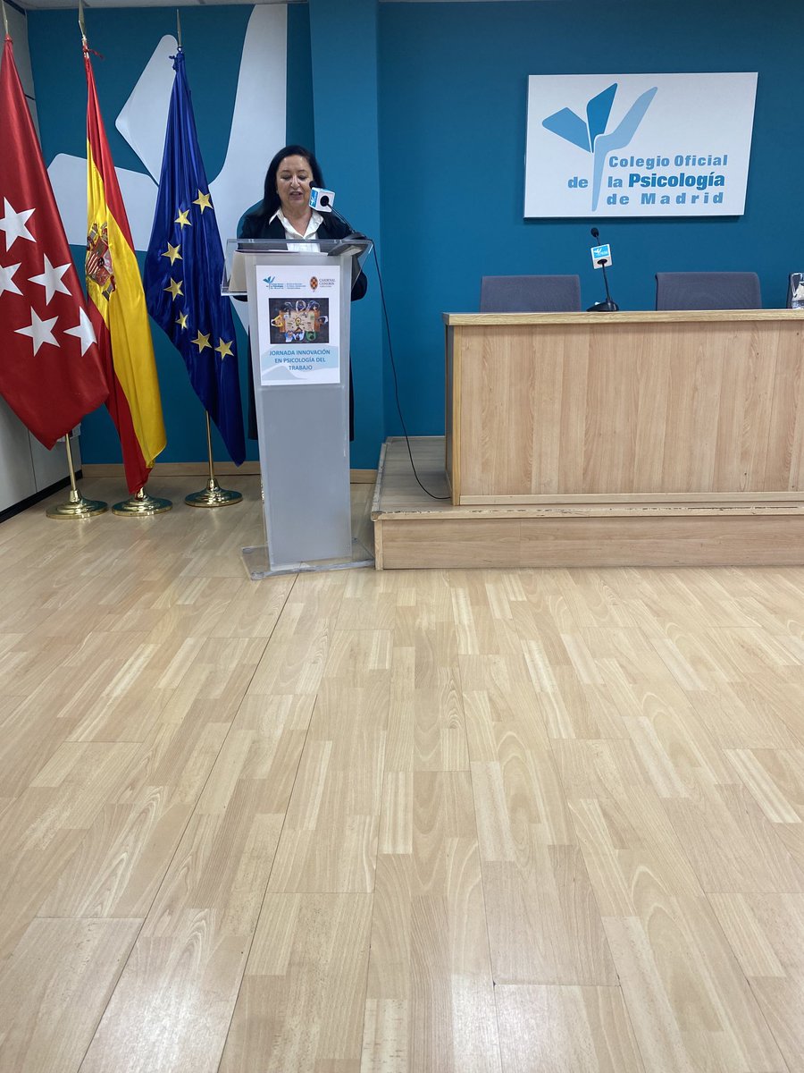 ⁦<a href="/_IsabelAranda/">Isabel Aranda</a>⁩ vocal de #PsicologiadelTrabajo presenta la #jornada #Innovacion en #PsicologíaDelTabajo. Encantada de colaborar representando a ⁦<a href="/HRCenter_IE/">HR Center IE</a>⁩