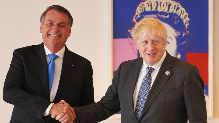 DonnaKebap's tweet photo. Great to see my fellow Fascist, Covid mass murderer & environmental terrorist Generalisimo Bolsanaro at the #queensfuneral
Someone forgot to tell him #MyLizzy’s now the #Fuhrer of our #ToryFascistDictatorship https://t.co/50Bz429EhN