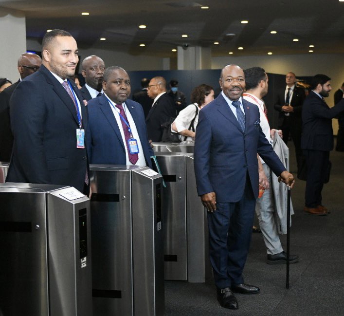 Arrivée du <a href="/PresidentABO/">Ali Bongo Ondimba</a> au siège des <a href="/UN/">United Nations</a>. Il y délivrera un message très attendu à quelques jours de la présidence du #Gabon au Conseil de Sécurité des Nations Unies.