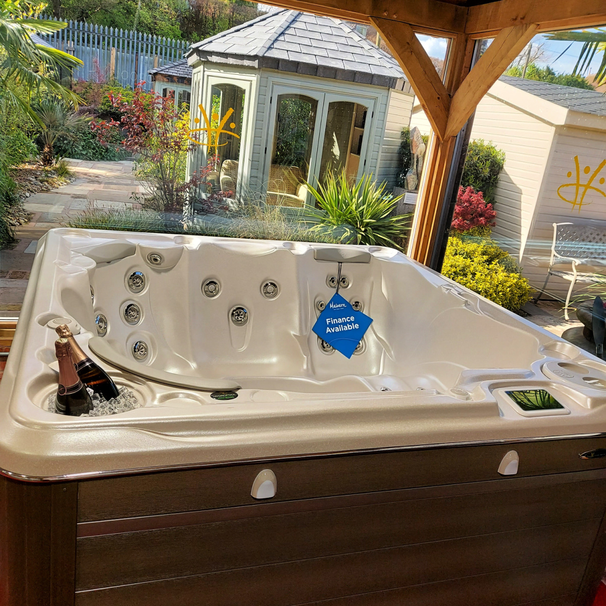 hydropoolstaffs's tweet photo. We offer multiple finance options to ensure that you don’t have to wait for the luxury you deserve.

Come along and visit one of our showrooms and chat to our friendly team, who’ll be more than happy to find the best option for you. https://t.co/ZrAnRv3G3R