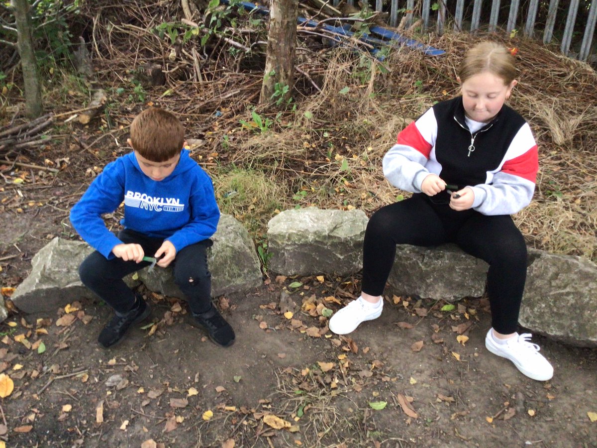 Ms_Middleman's tweet photo. Forest School fun with yr 5 @YsgolEmmanuel https://t.co/SyEzX6R5EM