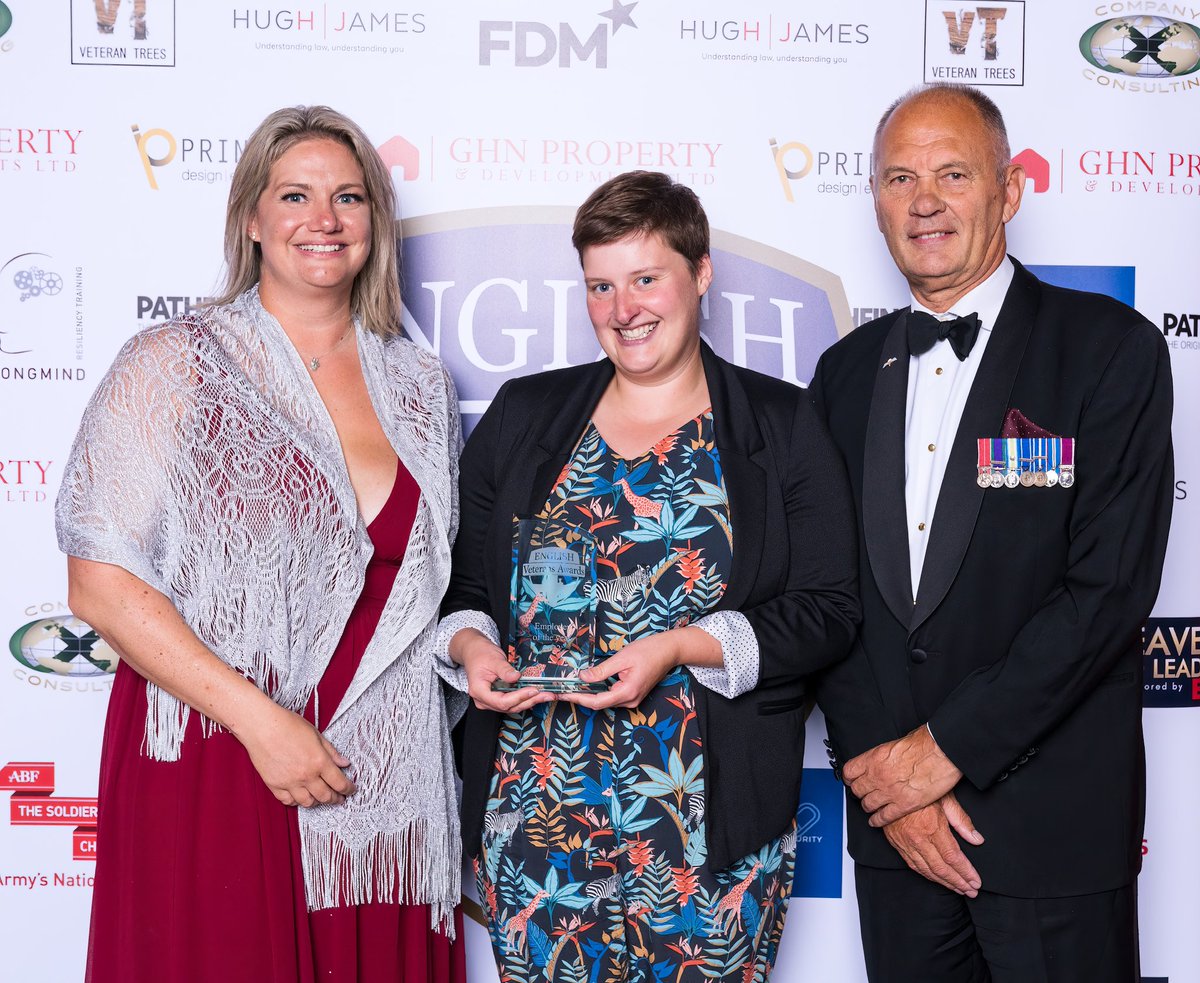 AwardsVeterans's tweet photo. Huge Congratulations to @SomersetFT &amp; @YeovilHospital FT who became our Employer of the year at this English #VeteransAwards

The award was presented by Mr Bassett from our fantastic sponsors at @LogisticsSecur2

Well done for all that you do for our community! #veterans https://t.co/RGBFkXFkoS