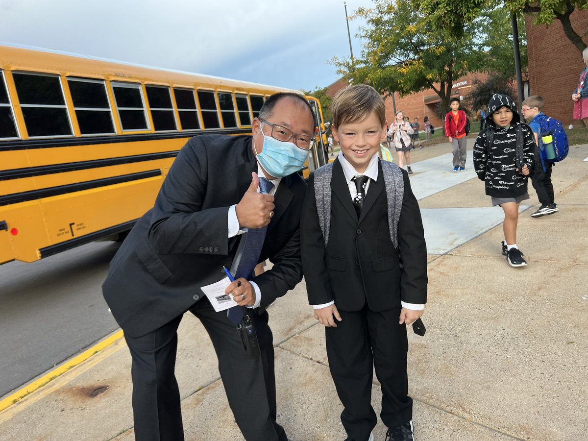 Mike Larson tweet media