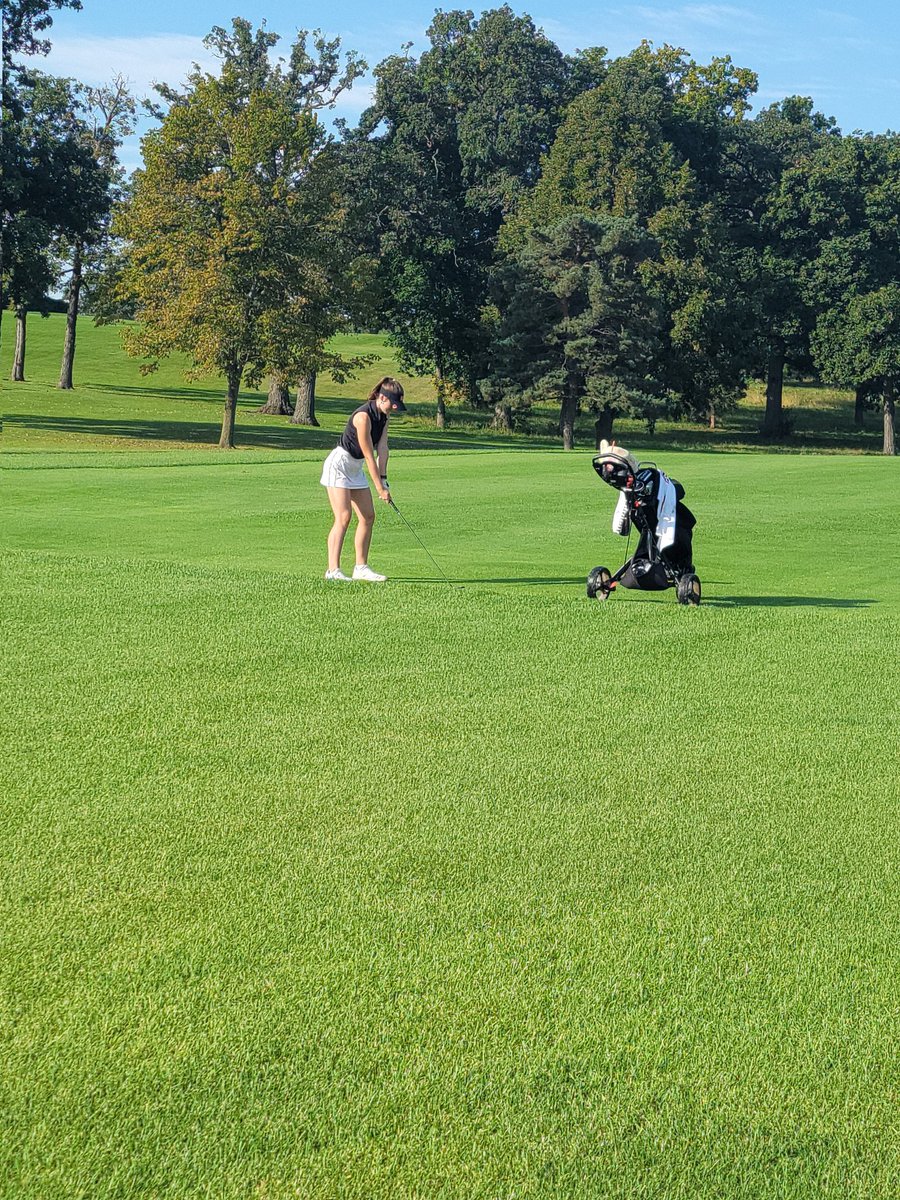 2022 Fox Valley Girls Golf Conference Meet is underway! Let's go Warriors!!