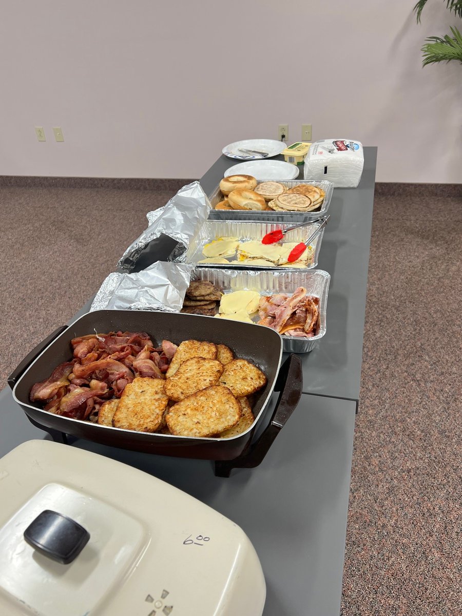 EandILTD's tweet photo. Providing the team with homemade breakfast, as we close in on a record year here at E&amp;I!! https://t.co/SF7ygA7C0V