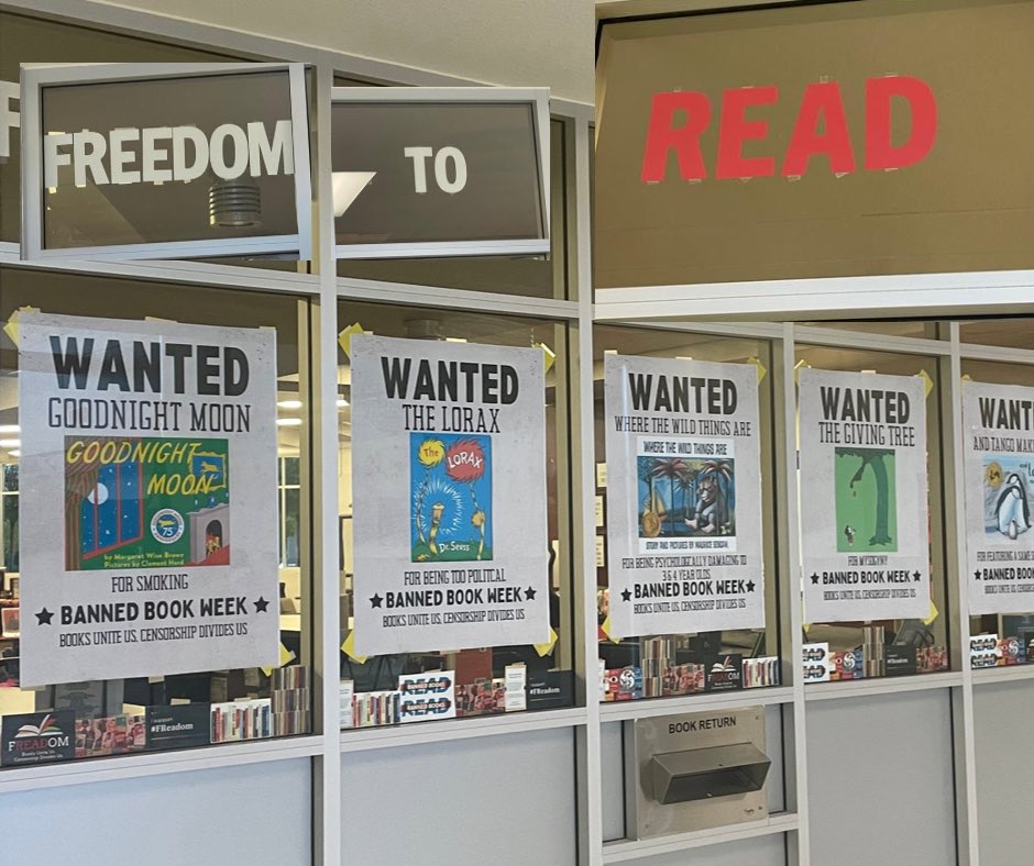 LibrarianAnGe's tweet photo. Come to #EHS_Library and exercise your freedom to read.
#BannedBookWeek2022
#librarianbrags https://t.co/jQOrpjLxCa