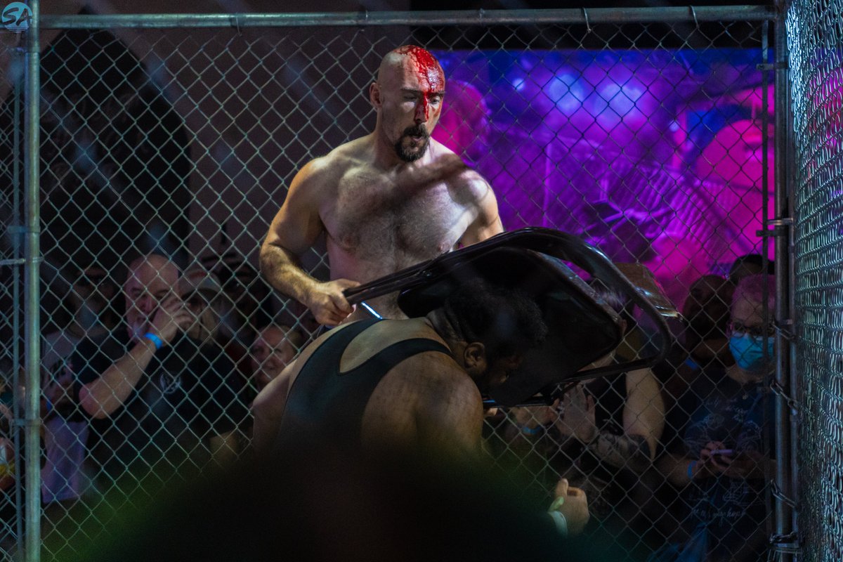 stabodeely's tweet photo. @Rikers0 vs Kristian Ross and @HoodFoot418 vs @HardwayHeeter from @ICWNHB #PFXBattle2 https://t.co/kc3O7B5UNj