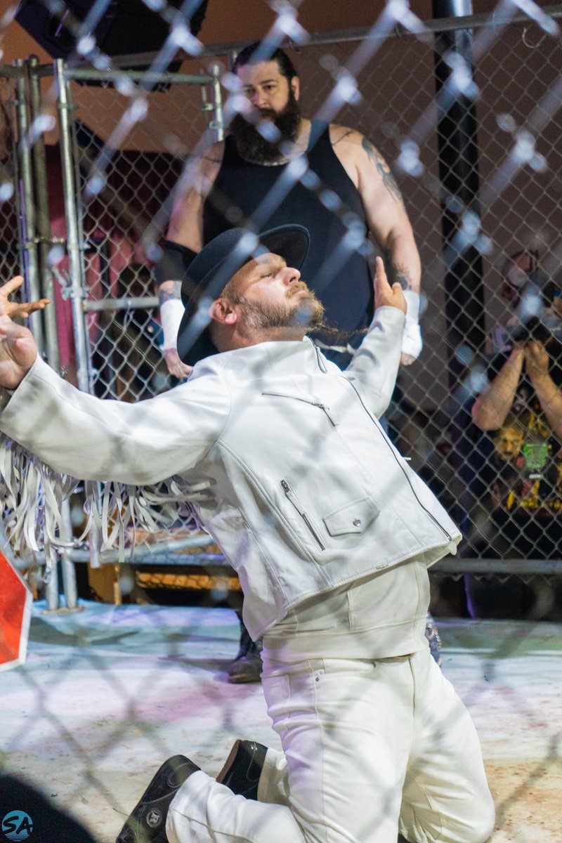 stabodeely's tweet photo. @BobbyBeverly vs @BlackDeathCas from @ICWNHB #PFXBattle2 https://t.co/qWcPHlfrzM