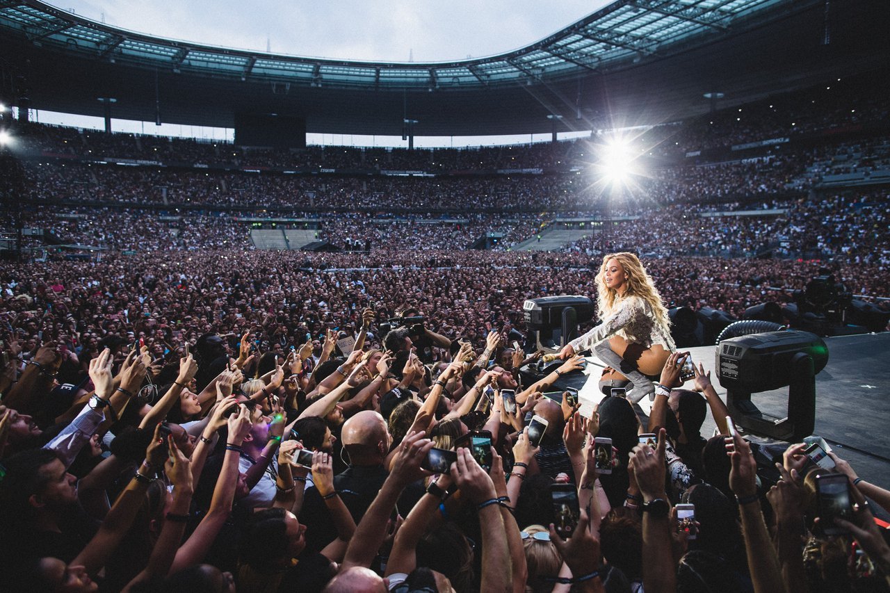 Will we ever see Beyoncé or Taylor Swift go on an arena (or even ...