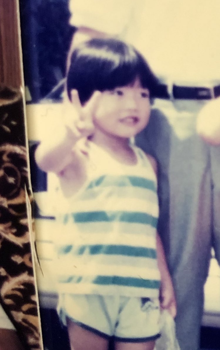 LAGNA_HIDE's tweet photo. 今年も無事誕生日を迎える事ができました🎂
関わってくれた全てのみなさまありがとうございました！
今年も一年自分らしく頑張ります。
おめDMもありがとね〜🥳
また年末ライブで会いましょう✌️ https://t.co/Y04ojF14HP