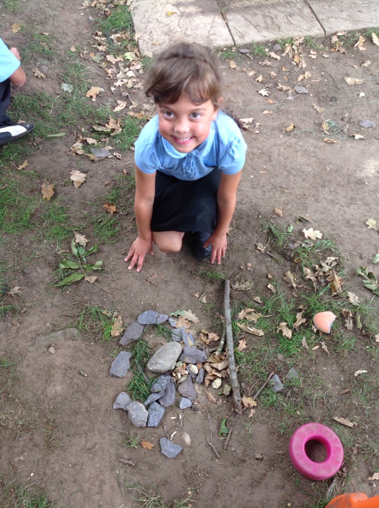 chadvaleprimary's tweet photo. #CVCutts We have had great fun making our own microhabitats this afternoon. @DevelopExperts #CVScience ππΈπππ·πππ¦ https://t.co/6oXouQErPk