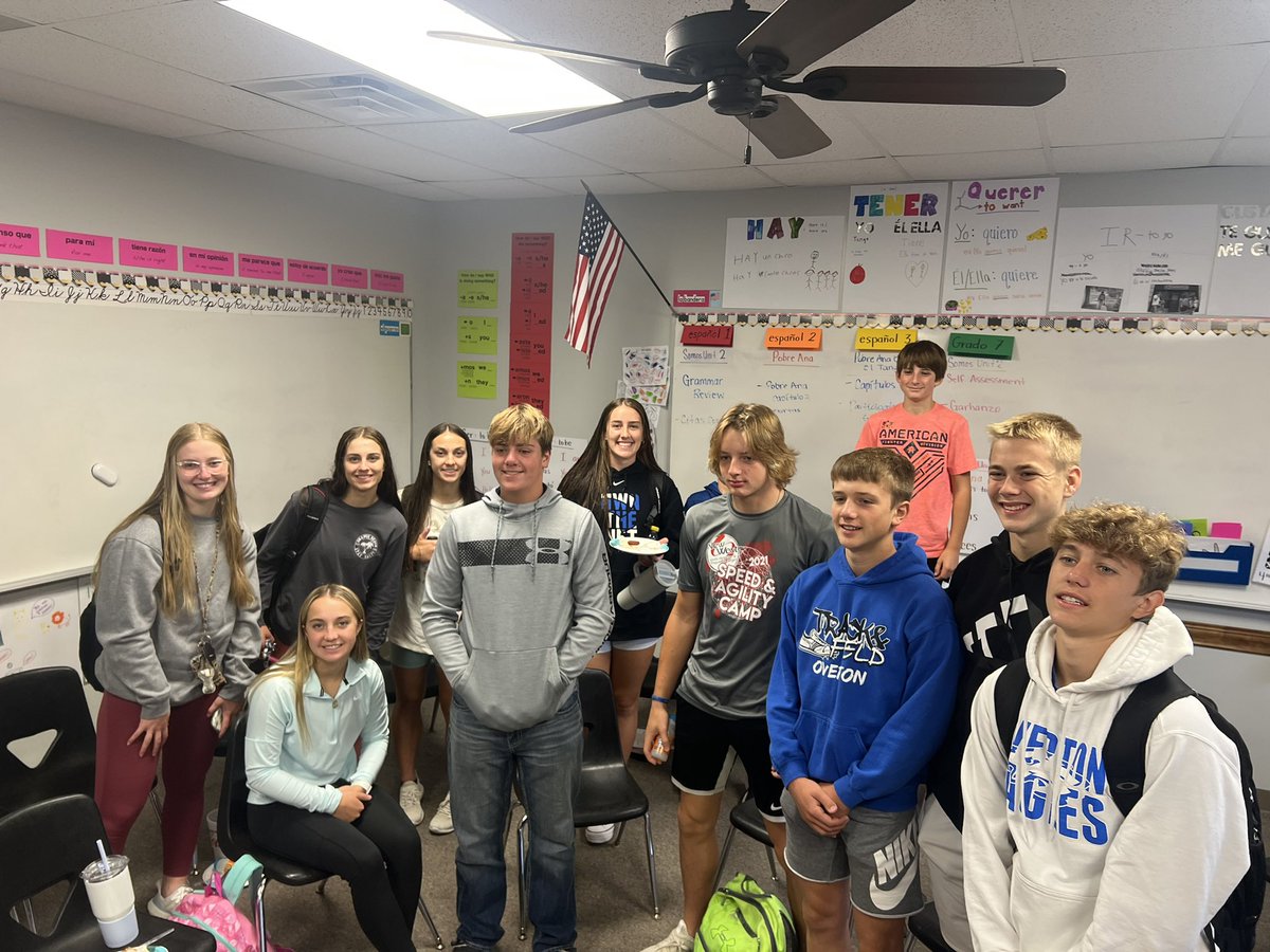 Great group of kids to join for our first lesson this morning.  We went over The Four symbols ❤️➗✝️?   If you see one of these kids ask them about what these mean!!!  #HuddleUp