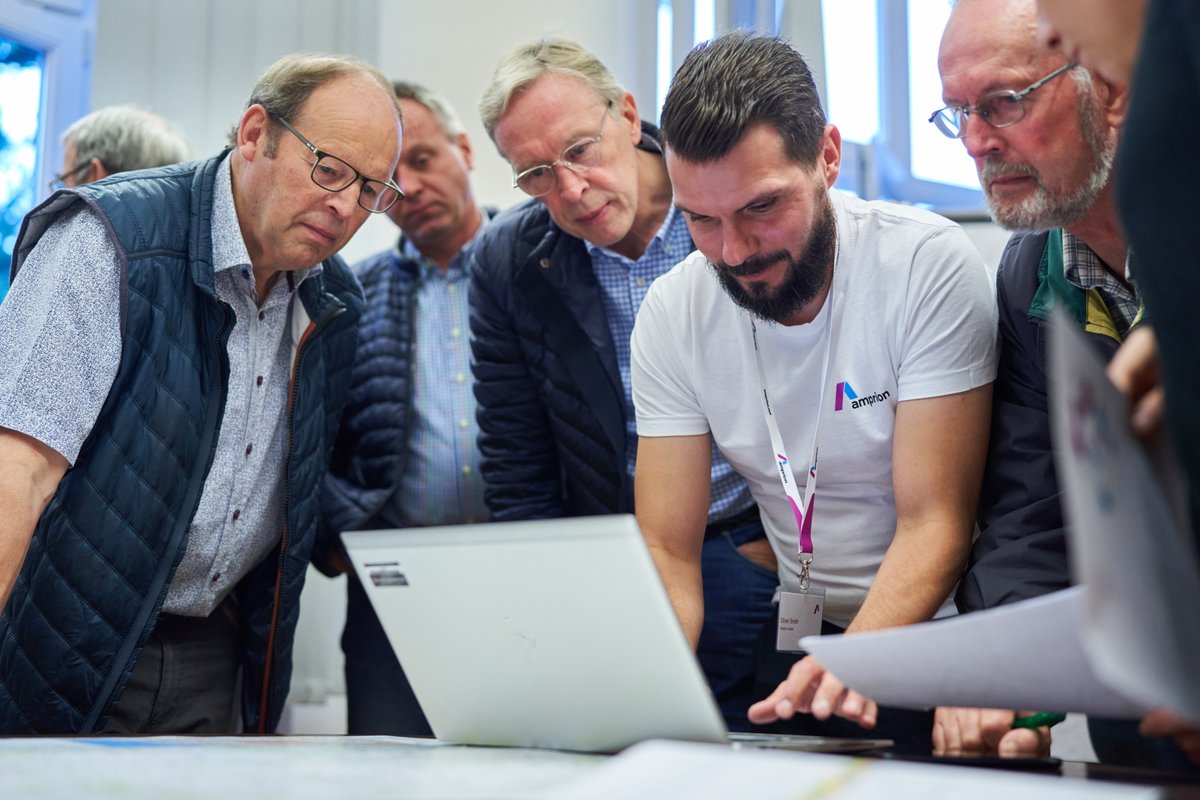 Amprion (@amprion) on Twitter photo Los geht’s! Heute beginnt das Genehmigungsverfahren für #KorridorB. Die <a href="/bnetza/">Bundesnetzagentur</a> legt erst einen rund 1000 Meter breiten Planungskorridor fest, im zweiten Schritt wird der genaue Verlauf der #Erdkabel-Trasse ermittelt. Mehr dazu: korridor-b.amprion.net/Aktuelles/Pres… Los geht’s! Heute beginnt das Genehmigungsverfahren für #KorridorB. Die <a href="/bnetza/">Bundesnetzagentur</a> legt erst einen rund 1000 Meter breiten Planungskorridor fest, im zweiten Schritt wird der genaue Verlauf der #Erdkabel-Trasse ermittelt. Mehr dazu: korridor-b.amprion.net/Aktuelles/Pres…
