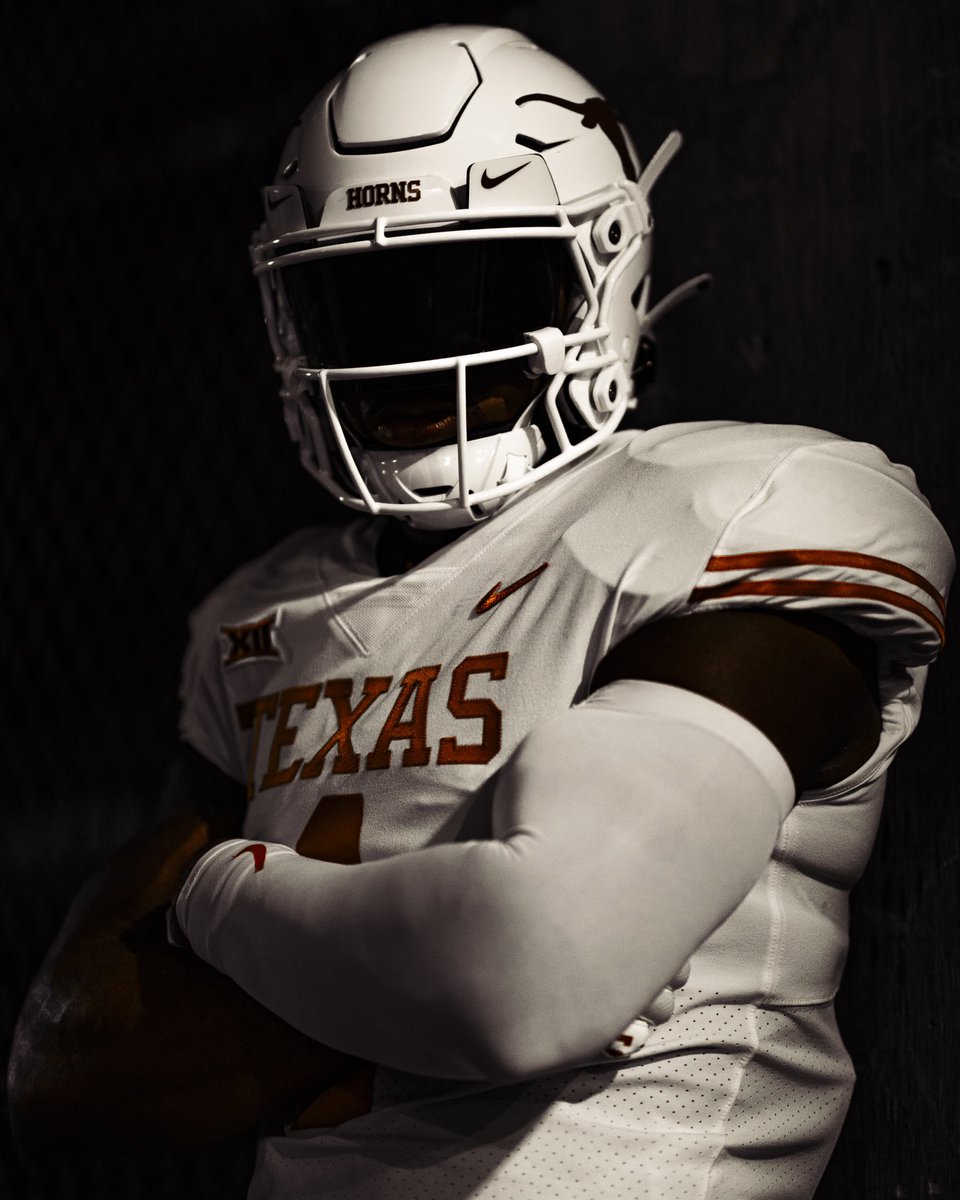 Texas Football tweet media