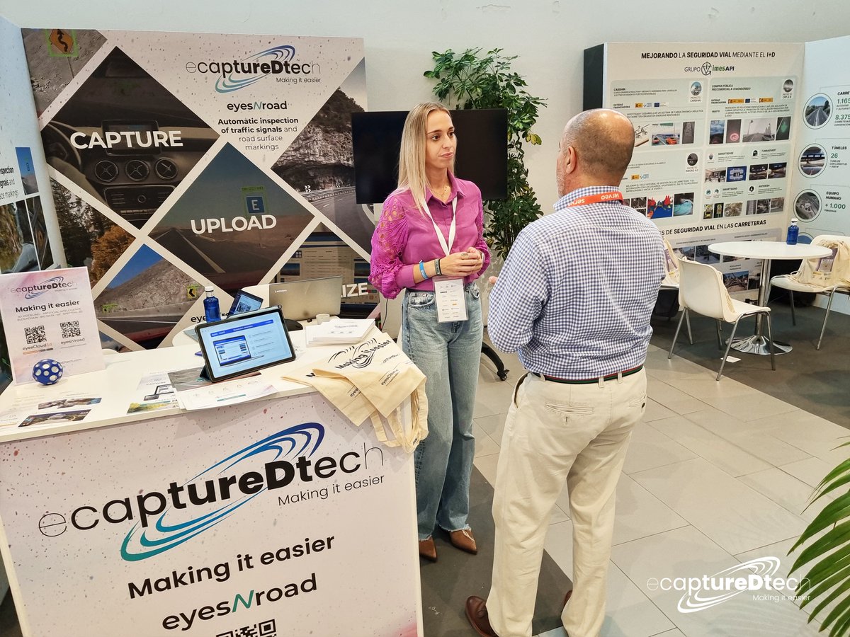 ecaptureDtech's tweet photo. Durante esta edición de las Jornadas Nacionales de Seguridad Vial, hemos recibido muchas visitas de cuerpos de seguridad interesados en @eyesNroad  🛣 

Hoy nos despedimos del evento, ¡nos vemos en la próxima edición!

#ecaptureDtech #eyesNroad #SeguridadVial #JNSV22 https://t.co/BtJyPWtUJe