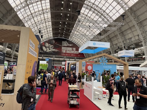 astuntech's tweet image. Olympia is the home of data and analytics today as #BigDataLondon opens its doors.

@NicolasTurner is there for Astun. Please say hi if you see him! 

#bigdatalondon #bigdatalondon2022  #BigDataLondon #BDL
@BigData_LDN