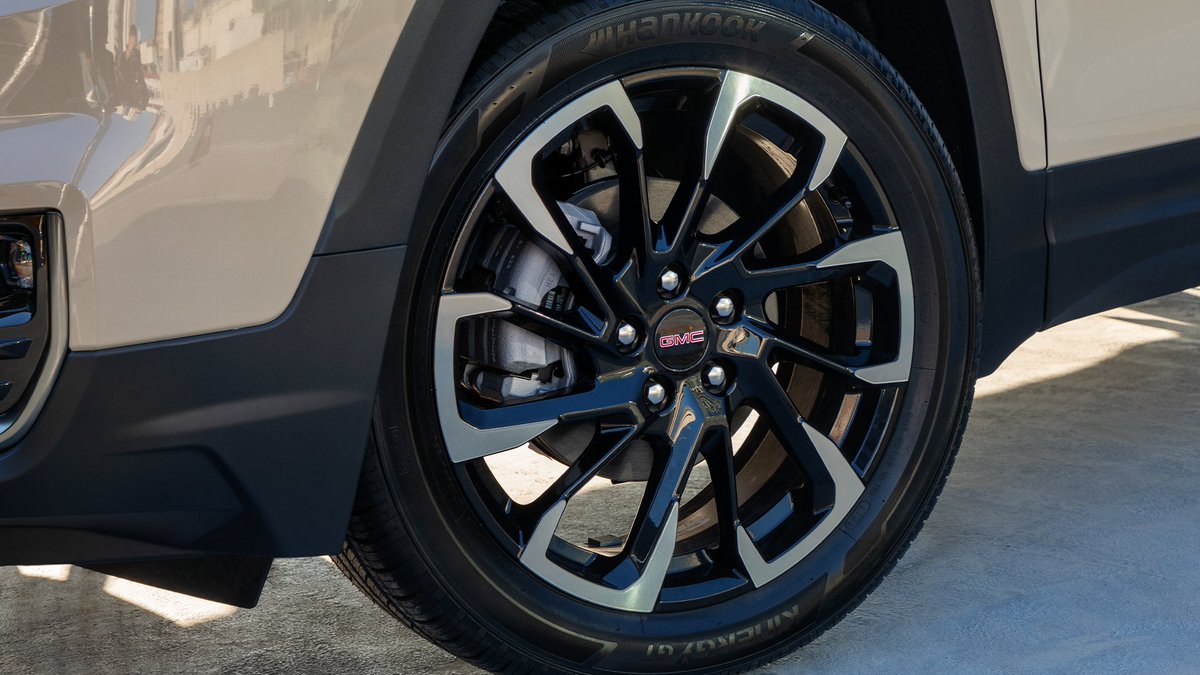 19" de poder para aventurarse en cualquier destino, así son los rines de la nueva #GMCTerrain.
