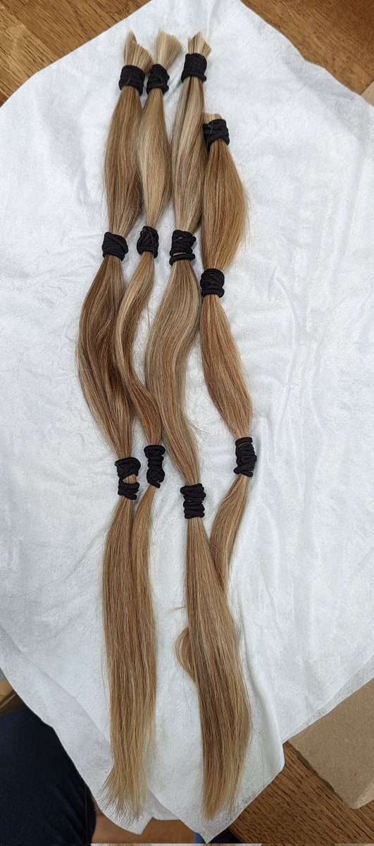 Bye bye ✉️📮
On its way to find a new head to crown 👑

A child shouldn't have to worry about things like this!

Please support if you can:
justgiving.com/fundraising/ch…

<a href="/LPTrustUK/">Little Princess Trust</a> #fundraiser #charity