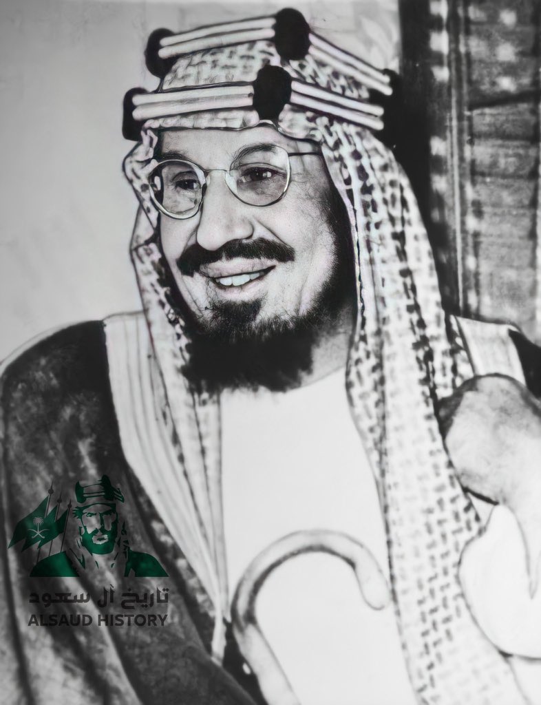 ليس عيد الإستقلال ،
ليس يوم التحرير ..

افخروا.. وافرحوا بصوت عالي بذكرى توحيد وطنكم السعودي العظيم.
#اليوم_الوطني_السعودي_92