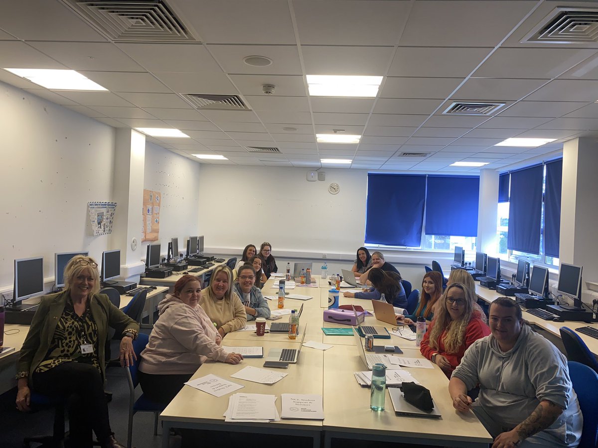 NCLStudentVoice's tweet photo. Great to meet our lovely early learning and childcare students today at our Cumbernauld campus πβ¨ππππ» #NCL22 #hereforyou #studentlife #yougotthis β¨ https://t.co/YMxmwlMthS