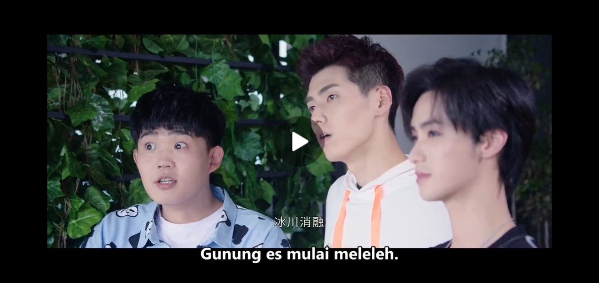 vhauliya13's tweet photo. #xiaopang gunung es mulai meleleh
#LaoK kayu mati hidup kembali.
#LaoMao pohon besi mulai memekarkan bunga .
Ckckkck!!!!
#chengxiao #xukai许凯 #FallingIntoYourSmile #dramachin
#ZGDX https://t.co/LMReC2qqpd