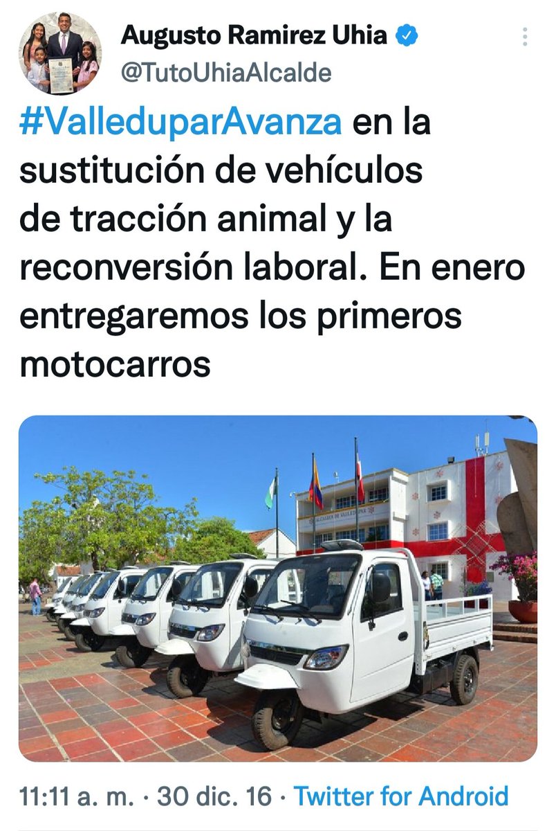 linadearmas's tweet photo. El exalcalde Tuto Uhía en el primer año de su gobierno en 2016, inició la sustitución de los carros de tracción animal por vehículos. Entregó 27 y quedaron pendientes 318 del censo de 2016. 
¡Esta administración ya casi acaba y no hay señales de querer propiciar una solución! https://t.co/UrvfTtGZ0P
