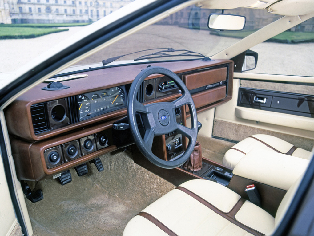 classicretromod's tweet photo. Just thinking about the wonderful Ford Granada Altair concept of 1980.
#AllTheGhia #LotsOfIdeas #TopGhia #RichardGhia #GermaineGhia #CapriGhia #DellBoy https://t.co/ng8ob4TD9g