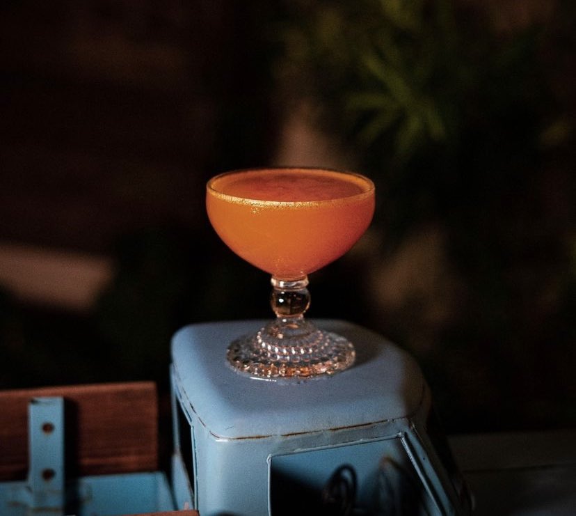 Redland Guava Cocktail special in Little Havana’s Cafe La Trova “CALLE OCHO DAIQUIRÍ” for Hispanic Heritage Month cocktail by Julio Cabrera <a href="/CafeTrova/">cafe la trova miami</a> <a href="/cubanmuseum/">The Cuban</a> <a href="/EdibleSoFla/">Edible South Florida</a> instagram.com/p/CiiYfegOxP9/…