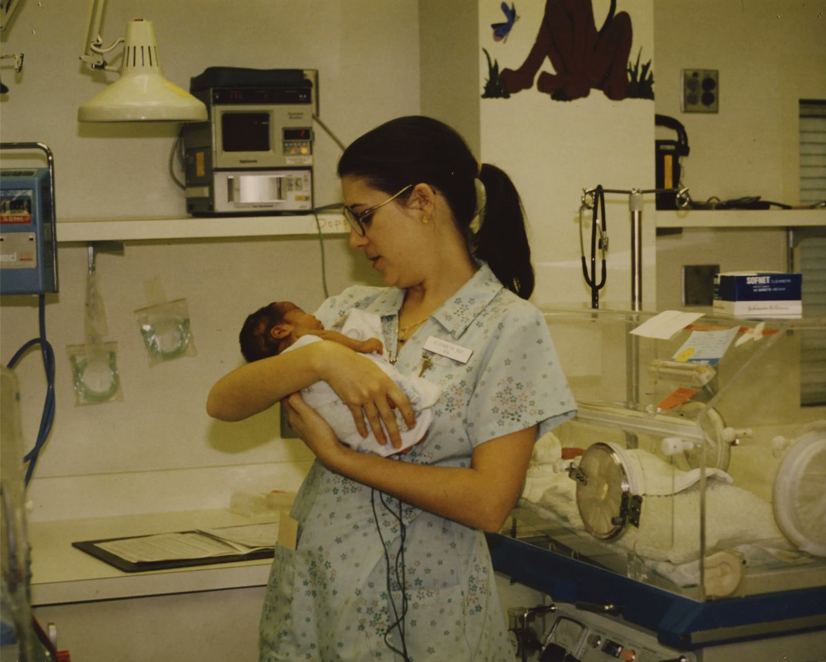 Dolly Parton Children's Hospital tweet media