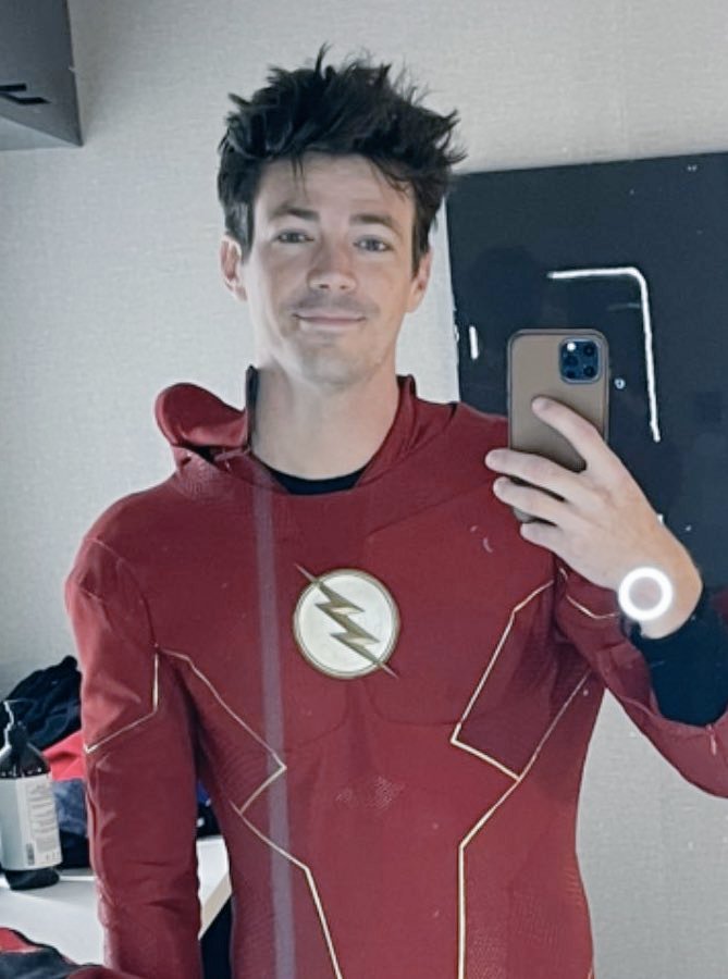 Lan şaka maka 9. sezon ile birlikte the flash a veda ediyoruz. Gerçi 4. sezondan sonra bozmuştu geç bile kaldılar şu son sezonlar izlendiyse nedeni Thawne reisdir #TheFlash #TheFlashSeason9 #GrantGustin #DCTV #dccomics #CandicePatton