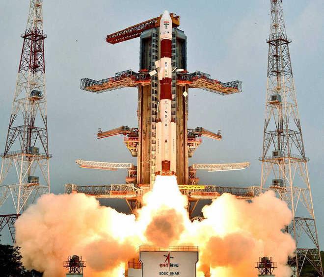 PublicvibeBr's tweet image. ISRO successfully tests hybrid motor, eyes new propulsion system 
#ISRO #TamilNadu #HybridMotor

Click here to read more: bit.ly/3QYYYBR