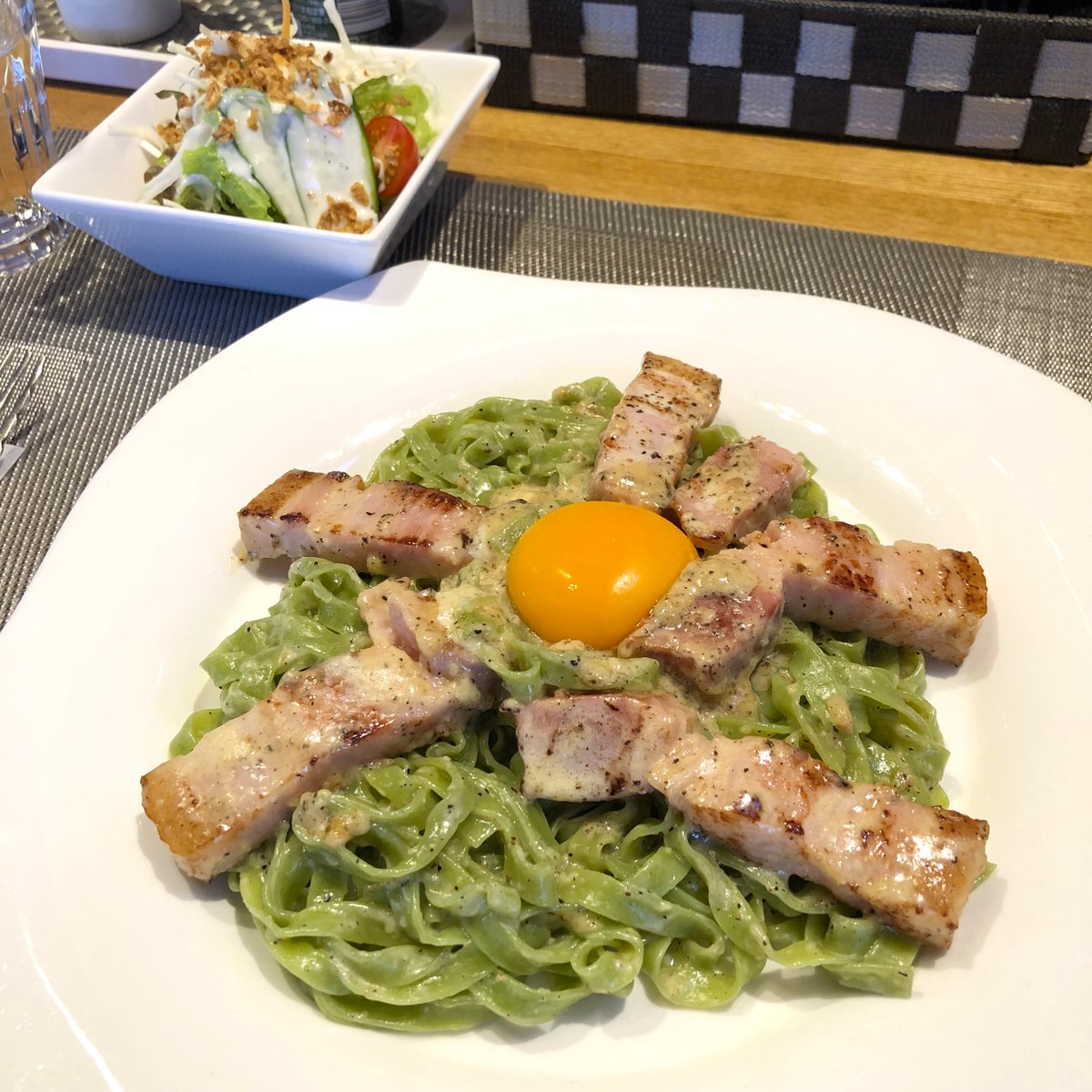 warry2022's tweet photo. 今日のランチは秩父別町『キッチンハウス小島』さんのブロッコリーパスタのカルボナーラ
ごちそうさまでした🙏 https://t.co/g8RMqin9AA