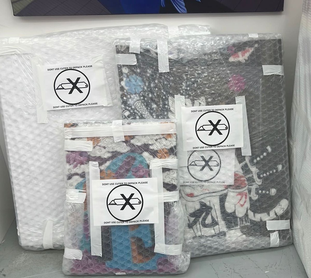 samuraicats_nft's tweet photo. The prizes of the burning program are ready to be sent! For more information see the complete procedure on the discord: https://t.co/D9atGyvsy3 

#SamuraiCats #HiroAndo #NFTcollections #NFTCommunity #blockchain #Metaverse #burningprogram https://t.co/zKYUppKrdD