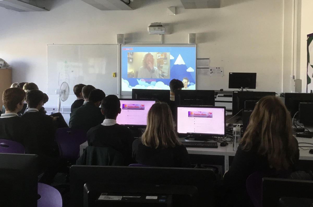 BohuntWokingham's tweet photo. ⭐️🖥️Our Year 10 Creative iMedia students were involved in a live event this morning learning about different careers in the animation industry and hearing from industry professionals. The master class series continues next week... #EnjoyRespectAchieve #CreativeiMedia https://t.co/Z6khqEH6MO