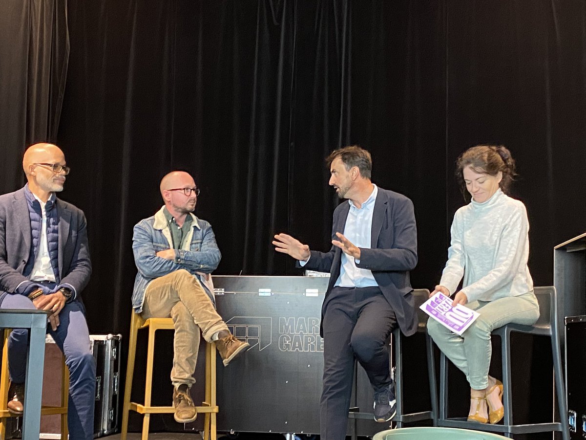 SplConfluence's tweet photo. #Lyon @Gregorydoucet et @NPG_Lyon : « le @marchegare vous nous manquiez et nous sommes heureux de vous retrouver et de redécouvrir un lieu de culture et de vies ! » #laconfluence #lyonconfluence #culture #renovation #patrimoine https://t.co/024WJD9KYi
