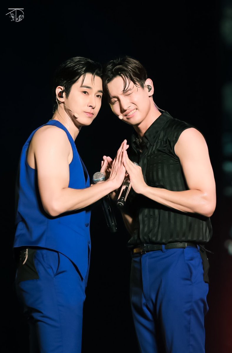 220820 SMTOWN LIVE 2022 SUWON 
HD update
😇
 #동방신기 #유노윤호 #최강창민 #ユンホ #チャンミン #東方神起 #TVXQ !  #homin #YUNHO #MAX_CHANGMIN  #정윤호 #심창민