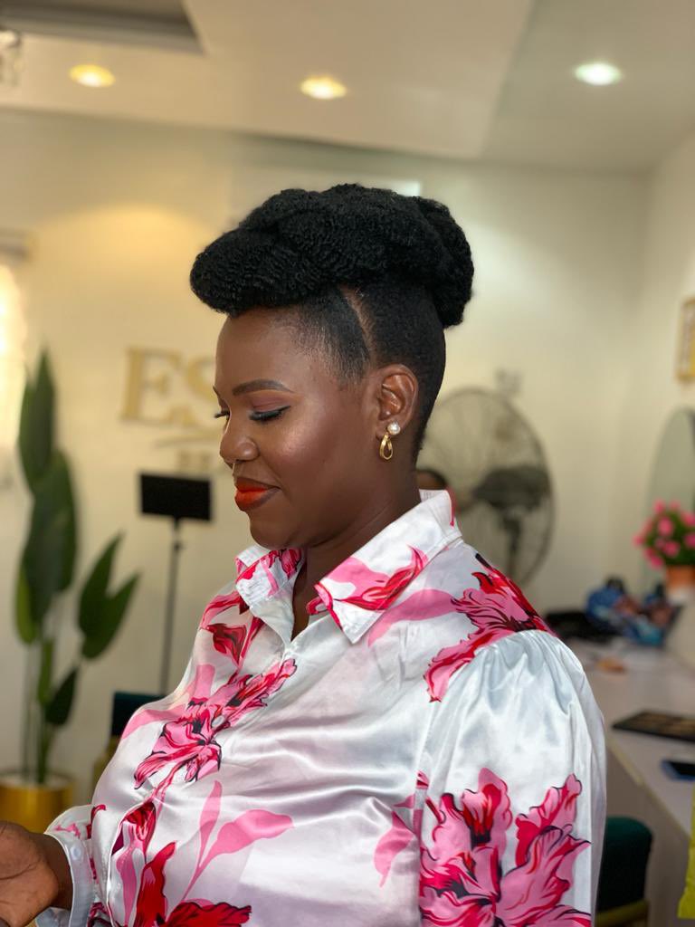 librannette's tweet image. Today is international day of PEACE 🕊 Say no to yeye Vawulence today! 
#BATBABE #CITYGIRL 🌷