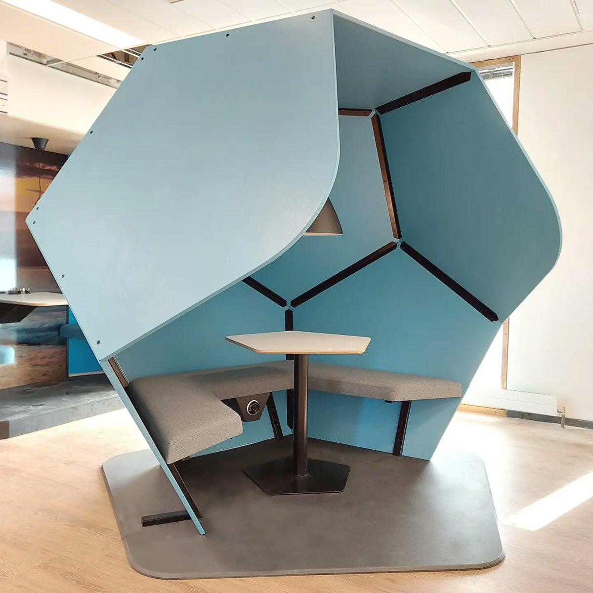 hiberform's tweet photo. Here is the latest installation of our #Dodeca 4 person #meetingpod at the #Alantic_Technological_University in Sligo. #hiberform #leo_scarff_design #meetingbooth #acousticpod #phonebooth #booth #smartoffice #workspaces #archiproducts #officefurniture #atusligo #atu #officespace https://t.co/EXeeEp41CT