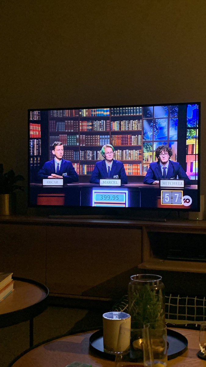 pruerobson's tweet photo. Cheering on my alma mater on Brain Eisteddfod Grand Final. https://t.co/qOYTU1V4lU