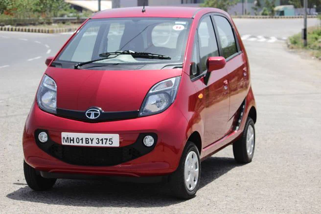@Himeyurrrrry ｲﾝﾄﾞにはﾀﾀという車がありました 