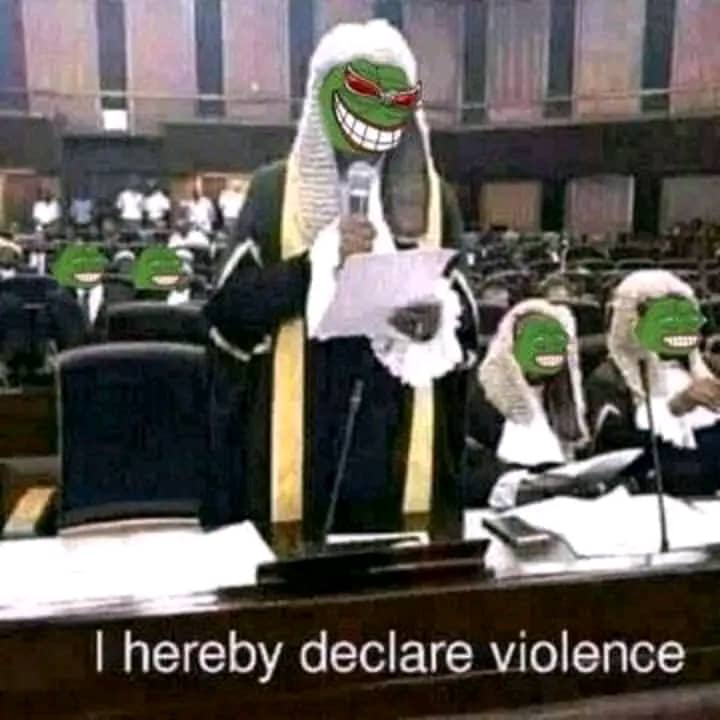 Davidsweet_k's tweet photo. ASUU vs FG Today in courtโผ๏ธ
The judge :
#ASUUstrike #asuuvsfg asuu court https://t.co/taLkaej1ip