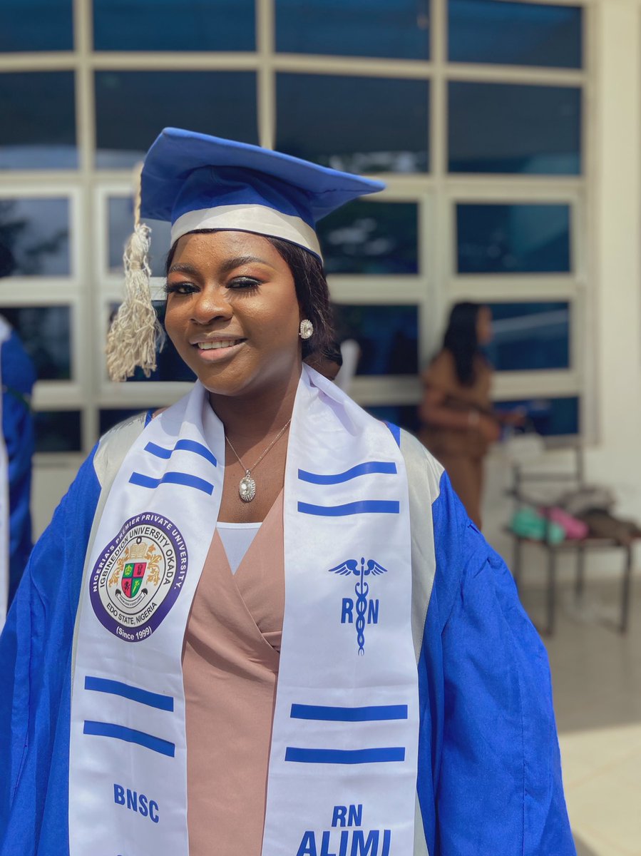 Suly_suly01's tweet photo. Yall today is my induction into the prestigious nursing profession❤️❤️❤️❤️❤️ https://t.co/pKSowGHhVX