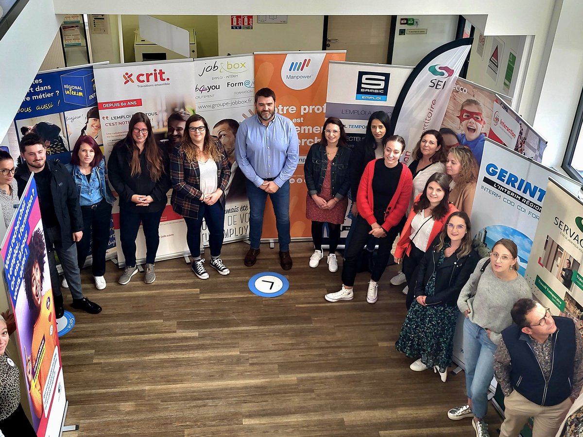 beremtom's tweet photo. #TousMobilises pour l'emploi. Privatisation de l'agence Pôle emploi de Guingamp pour les 18 agences intérimaires de nôtre territoire. Une matinée très productive. @Ville_Guingamp @VilledePaimpol @Prefet22 https://t.co/ZS4SLXeSfy