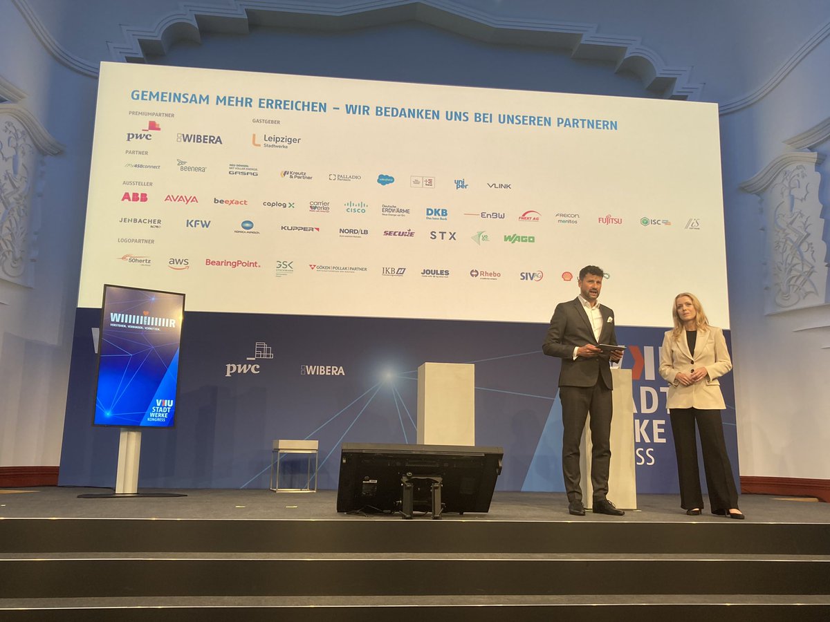 1000 Dank an unsere Premium-Partner <a href="/pwc_de/">PwC Deutschland</a> und #WIBERA, Gastgeber <a href="/SWLeipzig/">Leipziger Stadtwerke</a> und unsere Partner <a href="/Trianel/">Trianel</a>, <a href="/SalesforceDACH/">Salesforce DACH</a>, <a href="/UniperGermany/">Uniper Deutschland</a>, #BEENERA, <a href="/450connect/">450connect GmbH</a>, <a href="/KreutzPartner/">Kreutz & Partner</a>, <a href="/Vattenfall_De/">Vattenfall Deutschland</a> Next Energy, #PalladioKommunal und <a href="/gasagde/">GASAG</a>!
#SWK2022