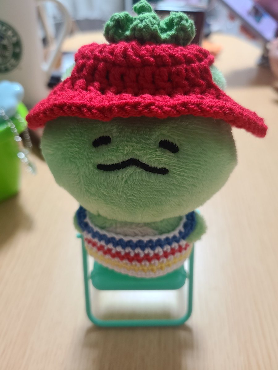 cofhd_'s tweet photo. 하... 우래기여서가 아니라 너 너무 이쁘다 
옷이 날개라 내가 꽉 잡아야겠다 채깨굴 💚
@small_cl0set 선생님께서 만들어주신 
꼬까옷입고 주말에 외출 나가야겠어요 감사합니당🙇🏻‍♀️ https://t.co/PfMuXRf20i