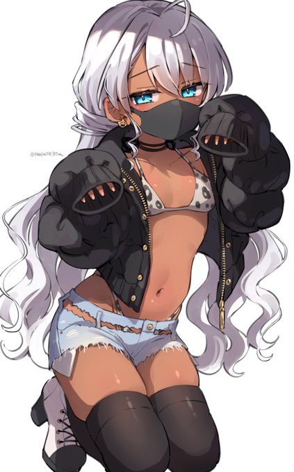 暑いのか寒いのかよく分からない格好すき 