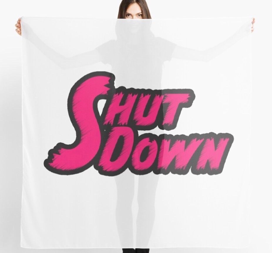 UsanShop's tweet photo. #shutdown tout simple à porter partout ! ⚡️

https://t.co/FluIySoYsq https://t.co/N1ulMBExMA