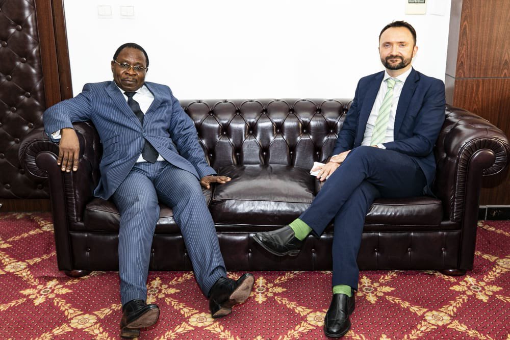 UKinCameroon's tweet photo. A pleasure to meet H.E. Gaston Eloundou Minster of Energy and Water Resources and H.E. Nganou Djoumessi Minister of Public Works yesterday to further discussions on cooperation between 🇬🇧 🇨🇲 in the energy and road sectors.

@ChrisDennysUK @HolmesNigel https://t.co/KdpQJdRKcz