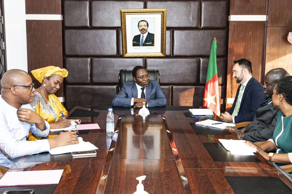UKinCameroon's tweet photo. A pleasure to meet H.E. Gaston Eloundou Minster of Energy and Water Resources and H.E. Nganou Djoumessi Minister of Public Works yesterday to further discussions on cooperation between 🇬🇧 🇨🇲 in the energy and road sectors.

@ChrisDennysUK @HolmesNigel https://t.co/KdpQJdRKcz